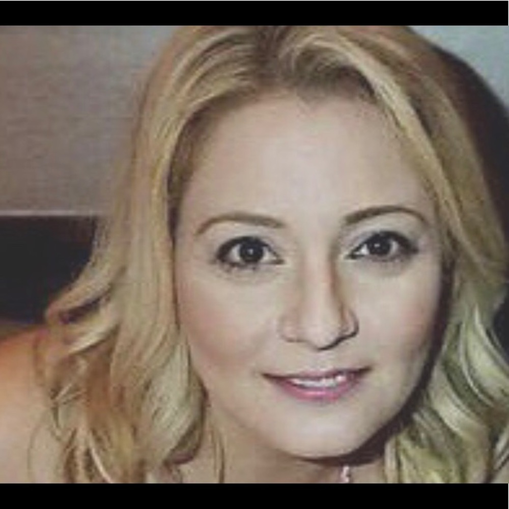 Meet your Posher, Steph